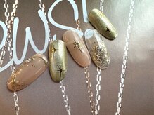 トレンド満載の定額が人気！お持ち込みデザインも承ります。