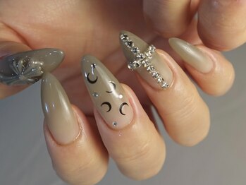 ティンク(Tink)/クロスネイル　Marine Serre 