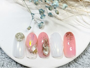 ネイルルームシャイン/