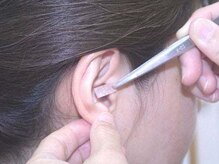 ここセラ/針は使わずテープで目立ちにくい