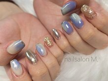 エムドット(M.)/秋のニュアンスネイル