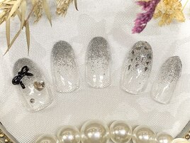 ラメグラデーションネイル