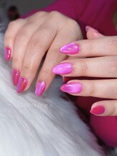 グロッシー ネイル(glossy nails)/