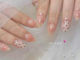 チークネイル ¥8000