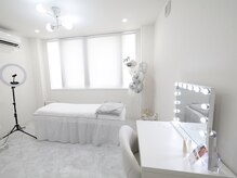 アムール(amour)の雰囲気(【完全個室】韓国サロン風のこだわりの店内♪女性スタッフ在籍◎)