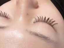 トーンアイラッシュ(Ton.EyeRush)