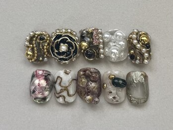 ネイルアンドアイラッシュ アールイー(Re)/