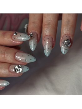 ネイルアトリエビー(nail atelier be’)/グラデ×スターホロネイル