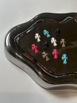 ラブリエ(La briller)/流行りのクロスパーツ♪