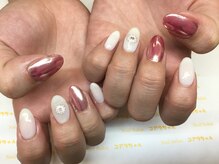 ネイルサロン コアラちゃん/【ピンクミラーネイル】