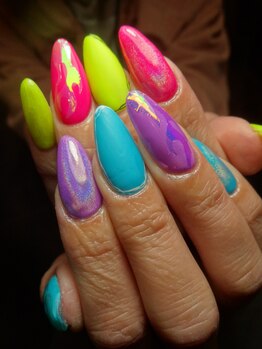 クオーリ(Cuori)/カラフルファイヤーネイル