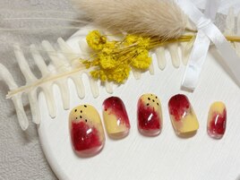 ふっくら　お芋ネイル