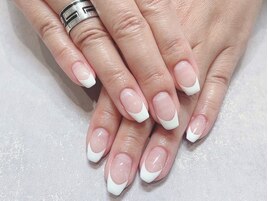 フレンチネイル