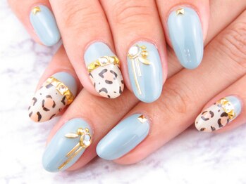 ソルノワ(sol-noir)/豹柄ネイル