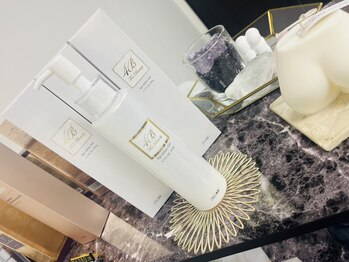 ヴィヴィオドット(vivio.)/顔脱毛後は美容クリーム仕上げ