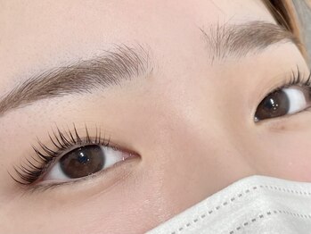 アイラッシュ フラフィー(fluffy)/パリジェンヌラッシュリフト