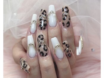 ネイルビー(Nail Bee)/スカルプアートコース