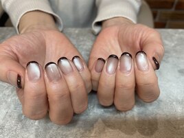 マグベースのフレンチネイル