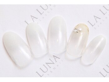 ラルナ ネイルアンドアイラッシュサロン(LA LUNA nail & eyelash salon)/23年6月7月◇定額ナチュラル◇