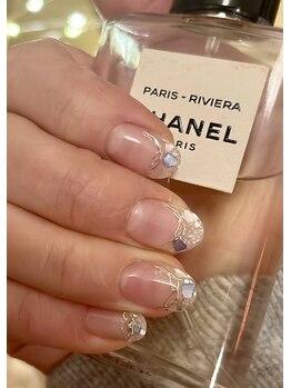 エフツー(F2)/ラグジュアリー