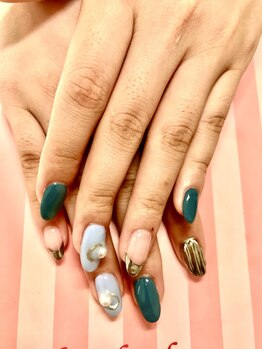 サロン ドゥ プルーム(salon.de.plume.)/