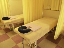 整体院 牡丹堂/カーテンで仕切られた個室空間