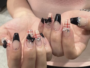 エイチ ネイル(H nail)/チェックネイル