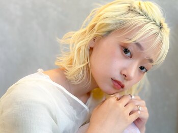 nuit 学芸大学店【ニュイ】【まつげパーマ/フラットラッシュ/眉毛サロン】【12月～】の写真/ヘアカラーのように目元にも抜け感をプラス！お好みに合わせてご提案いたします◎イメチェンにもオススメ☆