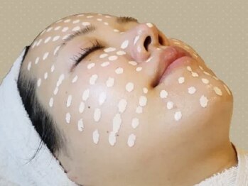 フォーエス(for/s+)の写真/韓国最先端メソスキンカラーで叶う【落ちない美容液ファンデ】でノーファンデ艶肌に☆