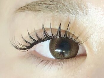 ルアナ(LUANA)の写真/目の形にぴったりのエクステを♪LEDエクステで輝く目元に★バインドロックやフラットラッシュで美しさもUP!