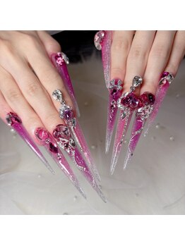 ネイルサロン ウィズ(Nail Salon Wiz)の写真/【JNA認定講師在籍＆ネイル雑誌への掲載常連サロン】圧倒的技術×スピーディーにどんなデザインも叶う★