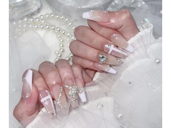 ディーティー(DT)/ガーリーネイル