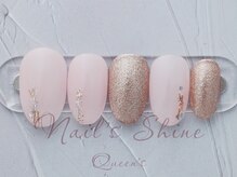 ネイルズシャインクイーンズ(nail's Shine Queen's)/上品トレンドアート