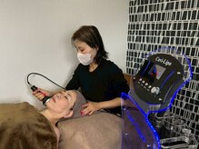 C. HEALTH & GLOWの雰囲気(お悩みに全力アプローチ!)