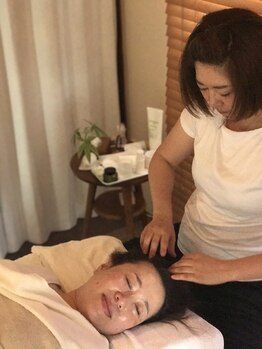 ネフェルティティ 緑地公園店(Nefertity)/◆フェイシャル