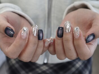 シーズネイル(She's nail)の写真/ショートNail派さんも大満足*トレンド~シンプル上品Nailまで多数ご用意【写真:初回オフ込¥8980】新宿