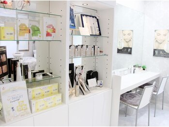 エステティック ジュビラン/カウンセリング販売商品も充実