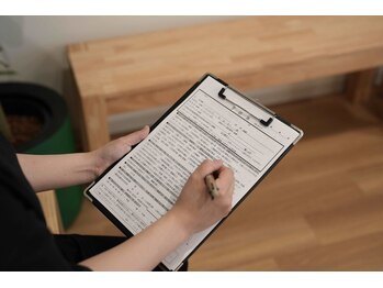 タスク整体院 藤枝店/ ヒアリングシート記入