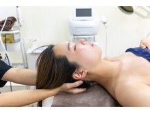 寝つき、目のだるさを根本改善。頭蓋骨矯正×眼精疲労ケア