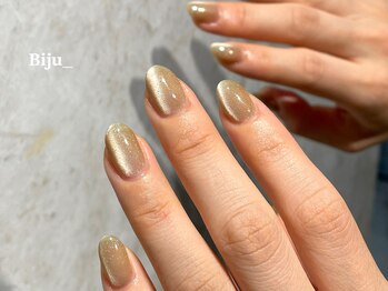ビジュアンダー(Biju_)の写真/【かわいいよりもカッコイイ美しいネイルが好き】そんな美意識が高い大人女性の為のオーダーメイドネイル★