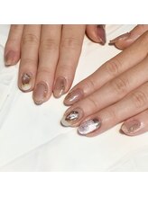 ティント(tint.)/デザイン