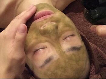 エステシェービングサロン フルール(Fleur)の写真/《皮脂の分泌が増える時期終わりのケアに!》剥離なし!詰まり毛穴をハーブピーリング等