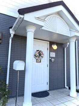 ライラ(Lyla)/建物外観　入口