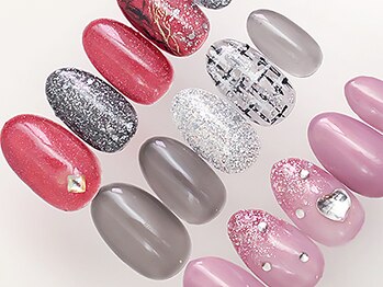 ワンラブネイルズ 新橋店(OneLoveNails)の写真/初めてのネイルでも安心♪初回オフ無料+定額ネイルがよりリーズナブルに☆周りと差がつくデザインに!新橋駅