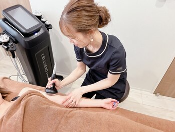 美容整体院元 光の森店の写真/《ダイエット》2000人以上体験！【背中ハミ肉・二の腕撃退】痩せ相談+キャビテーション+引締め機+体組成