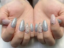 カナネイル(KANA.nail)/持ち込みビジューネイル