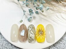 ネイルルームシャイン/