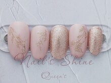 ネイルズシャインクイーンズ(nail's Shine Queen's)/上品トレンドアート