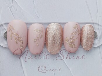 ネイルズシャインクイーンズ(nail's Shine Queen's)/上品トレンドアート