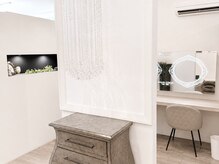 ココ ウェルネススクエア新栄店(COCO)の雰囲気(メイク直しスペースです。まつげパーマ/マツエク/眉毛/)